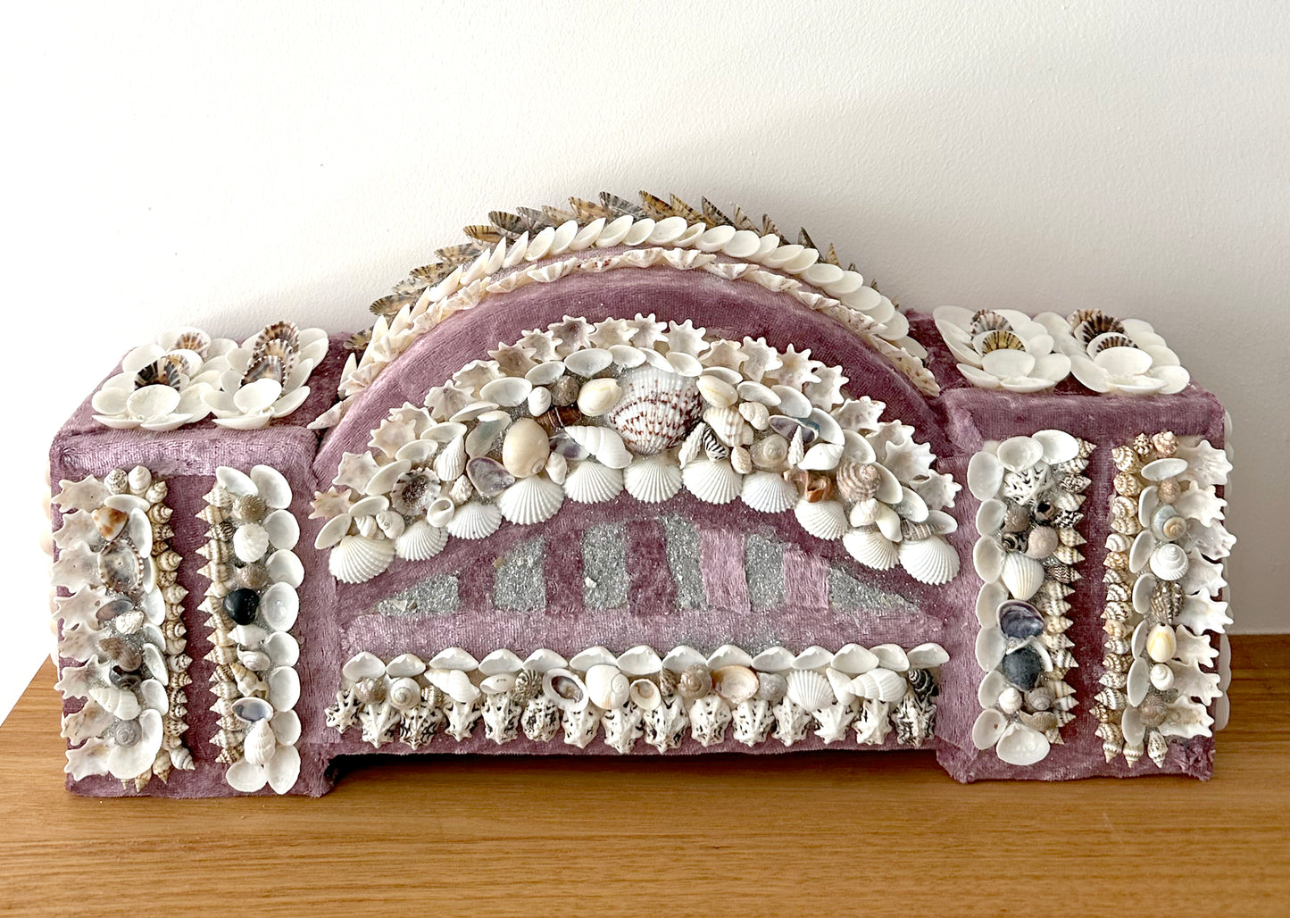 Aunty Marilyn Russell, Shellwork harbour bridge (mauve)