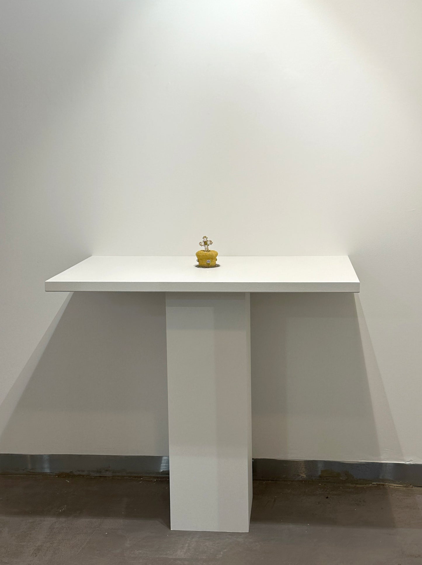 Ming Ranginui, crown under