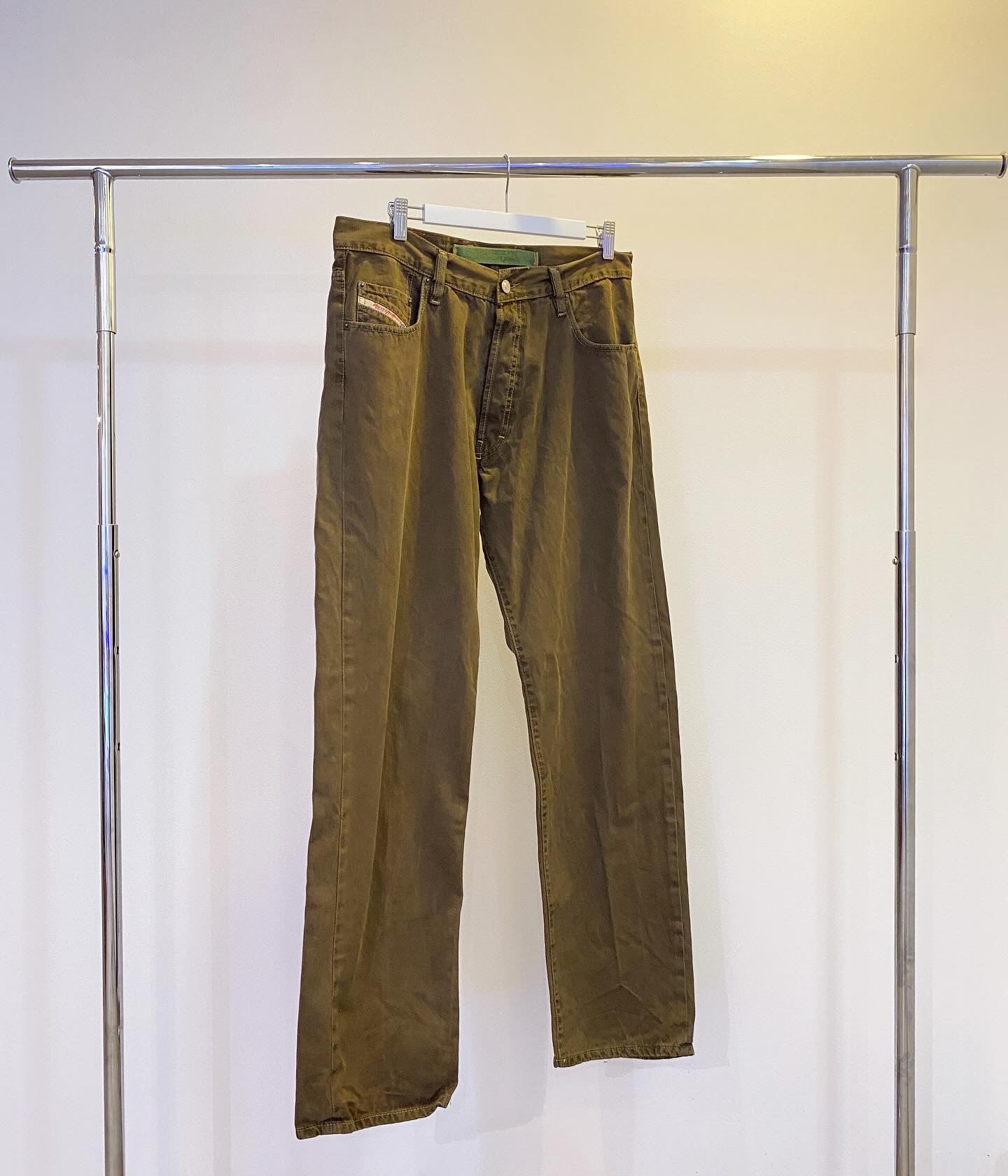 Treasure, Diesel jeans