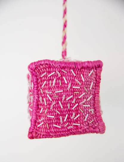 Ming Ranginui, cake of origin