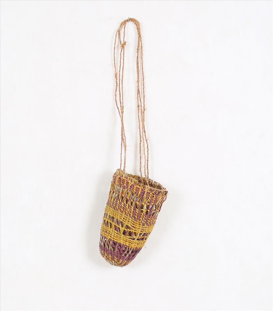 Lorna Jin-gubarrangunyja, Burlupurr - large dillybag