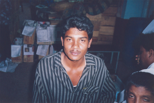 Gary Lee, Nice Coloured Boys, Cloth seller, Mysore