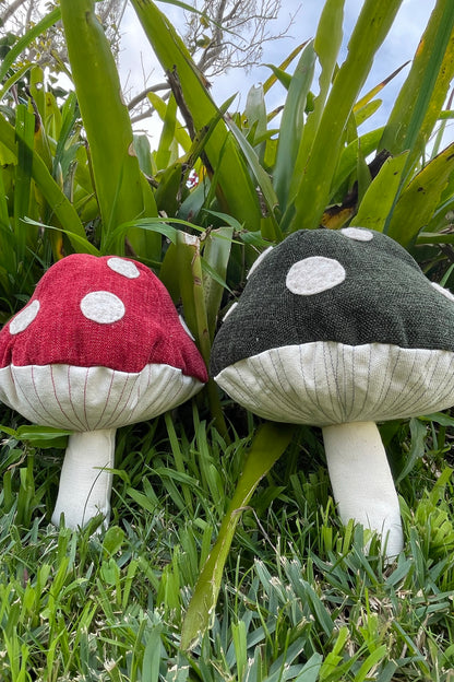 ChiChi Ginjaka, Small hand made dark green mushroom