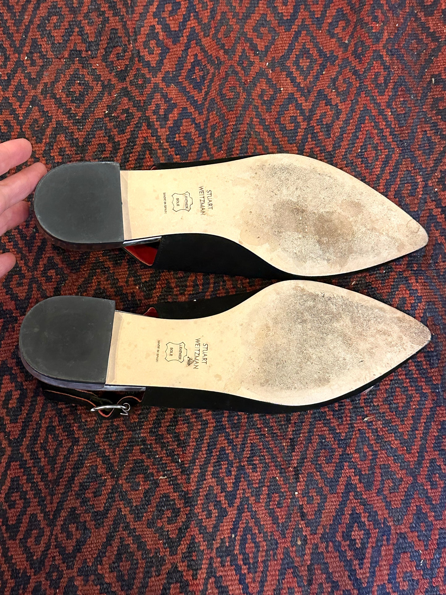 Viv, Black suede flats