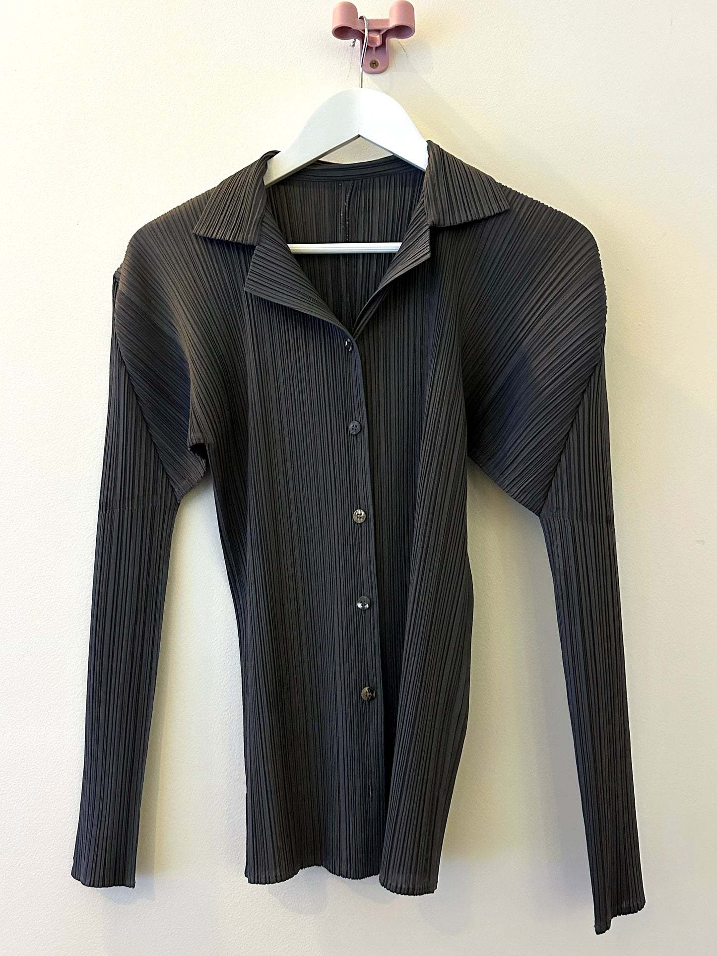 Catherine, Dark grey Pleats Please shirt
