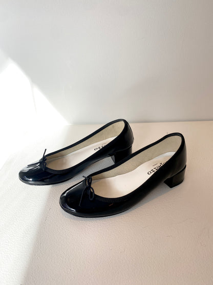 Treasure, Repetto heel ballet flats