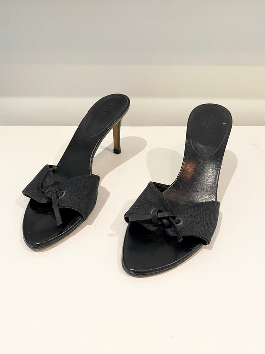 Treasure, Gucci mules
