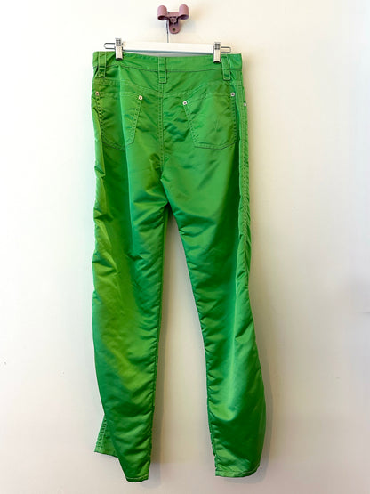Mindy, Kwaidan editions green pants