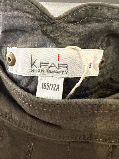 Treasure, Khaki cargo skirt