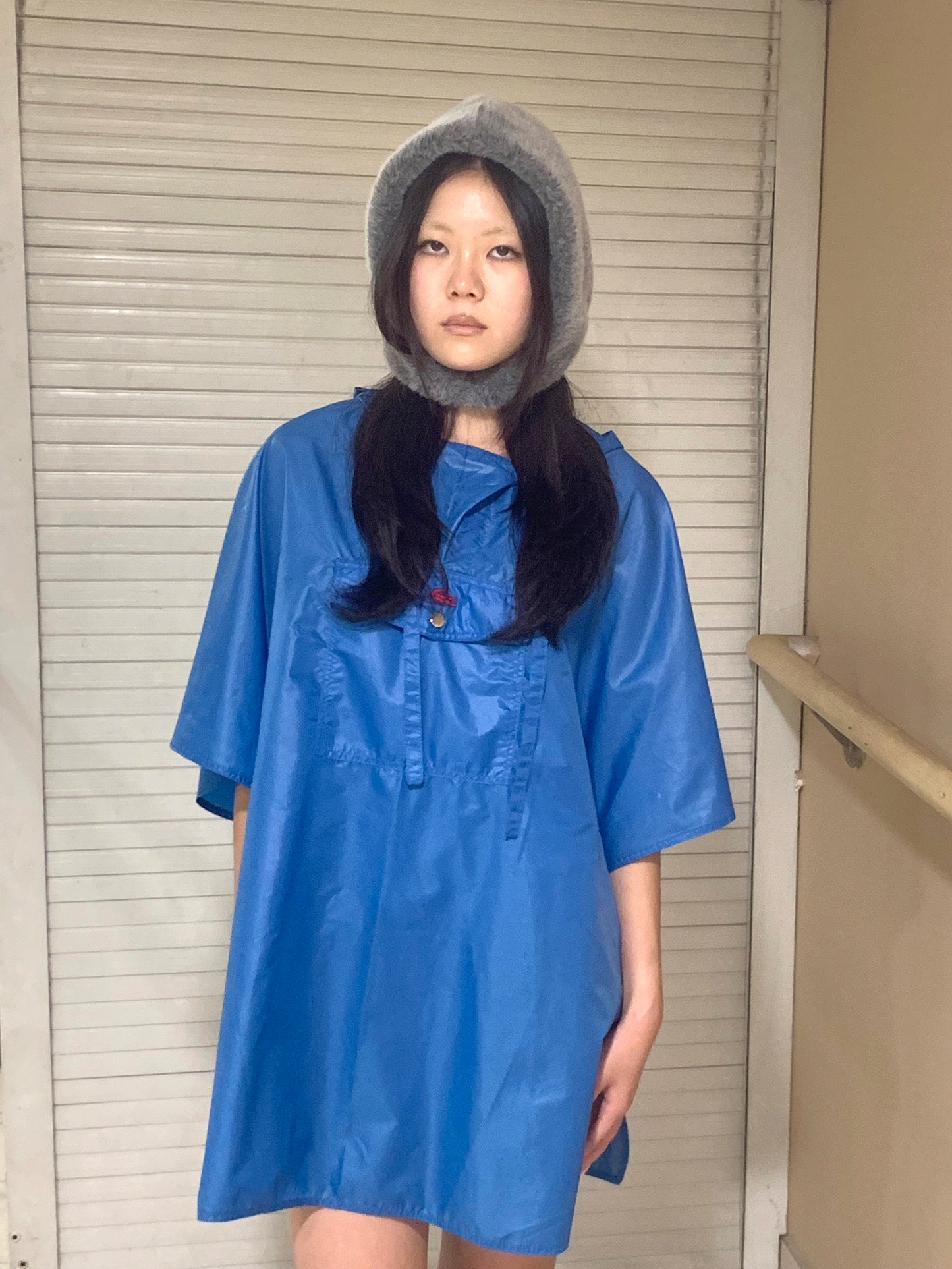 Clyde, grey lined hood