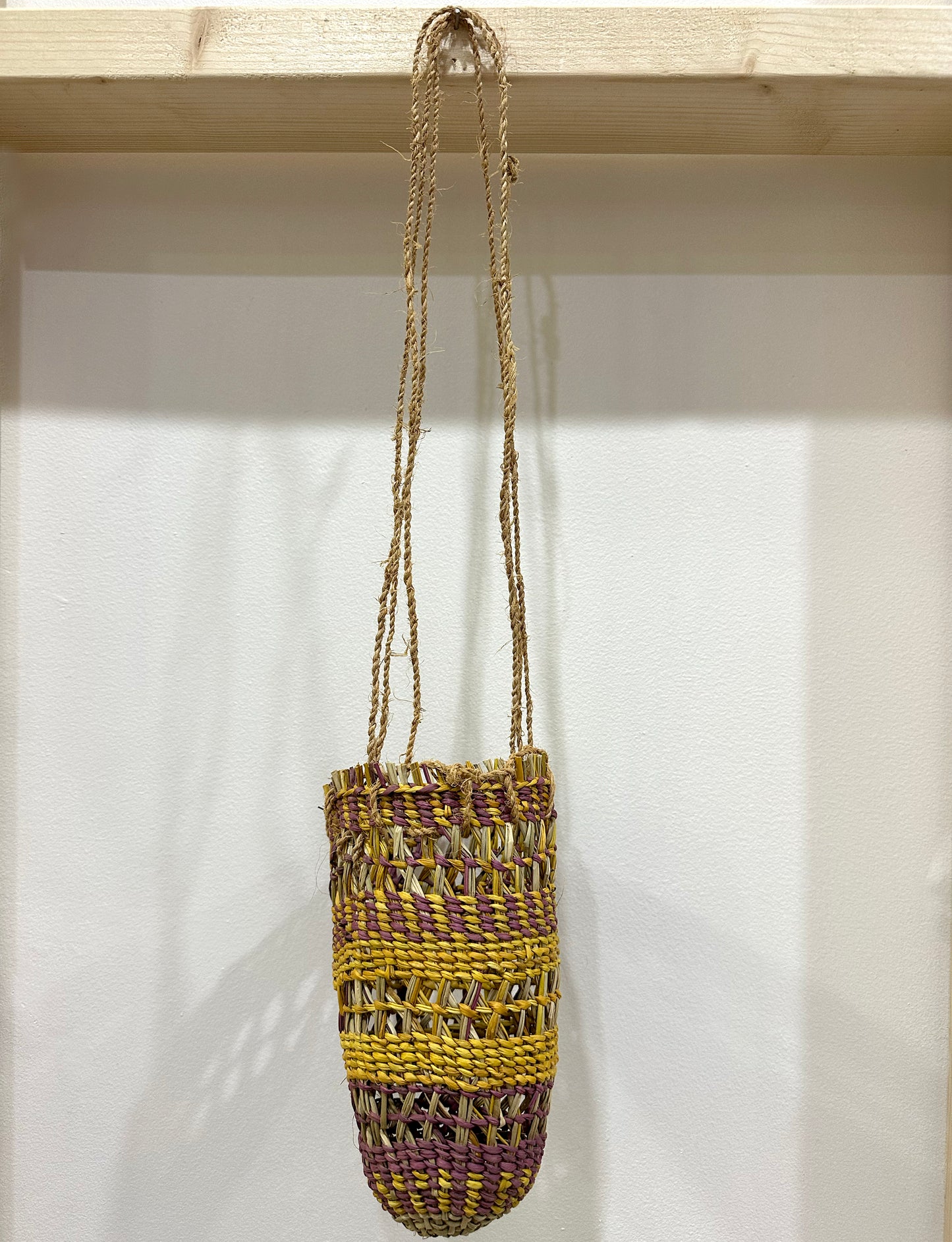 Lorna Jin-gubarrangunyja, Burlupurr - large dillybag