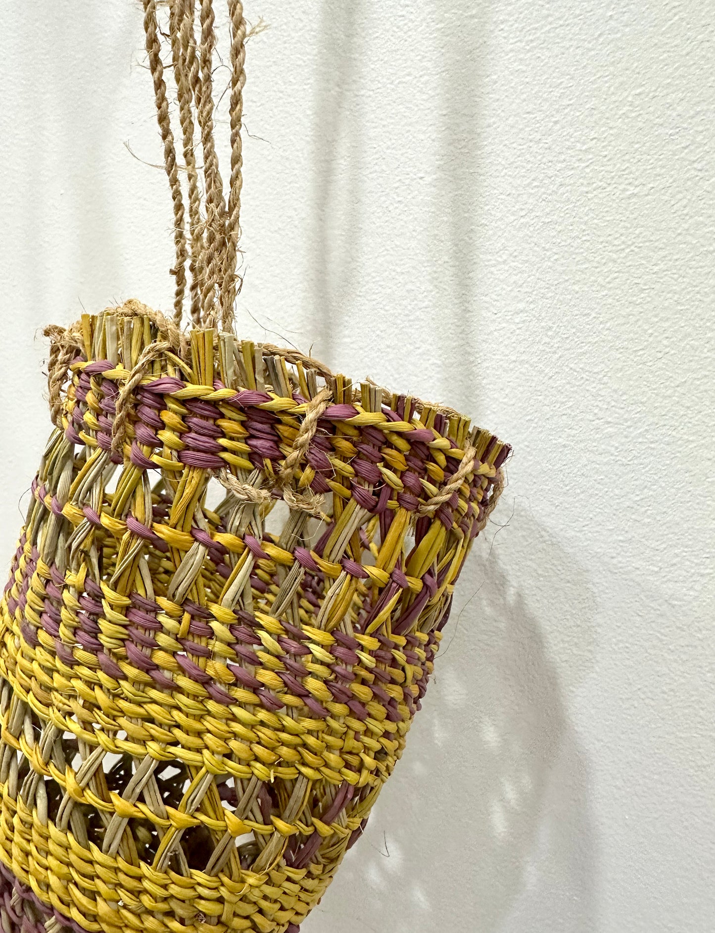 Lorna Jin-gubarrangunyja, Burlupurr - large dillybag