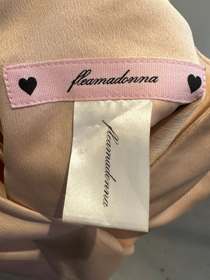 Mindy, Fleamadonna top