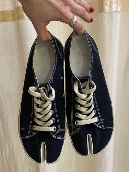 Treasure, Margiela tabi sneakers