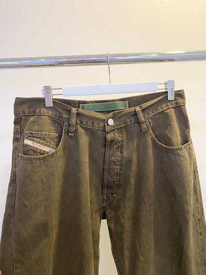 Treasure, Diesel jeans