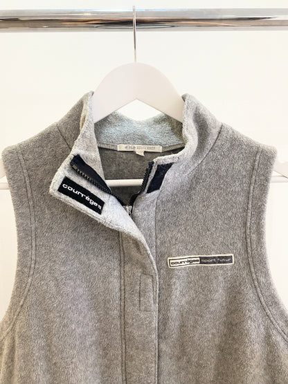 Treasure, Courrèges vest