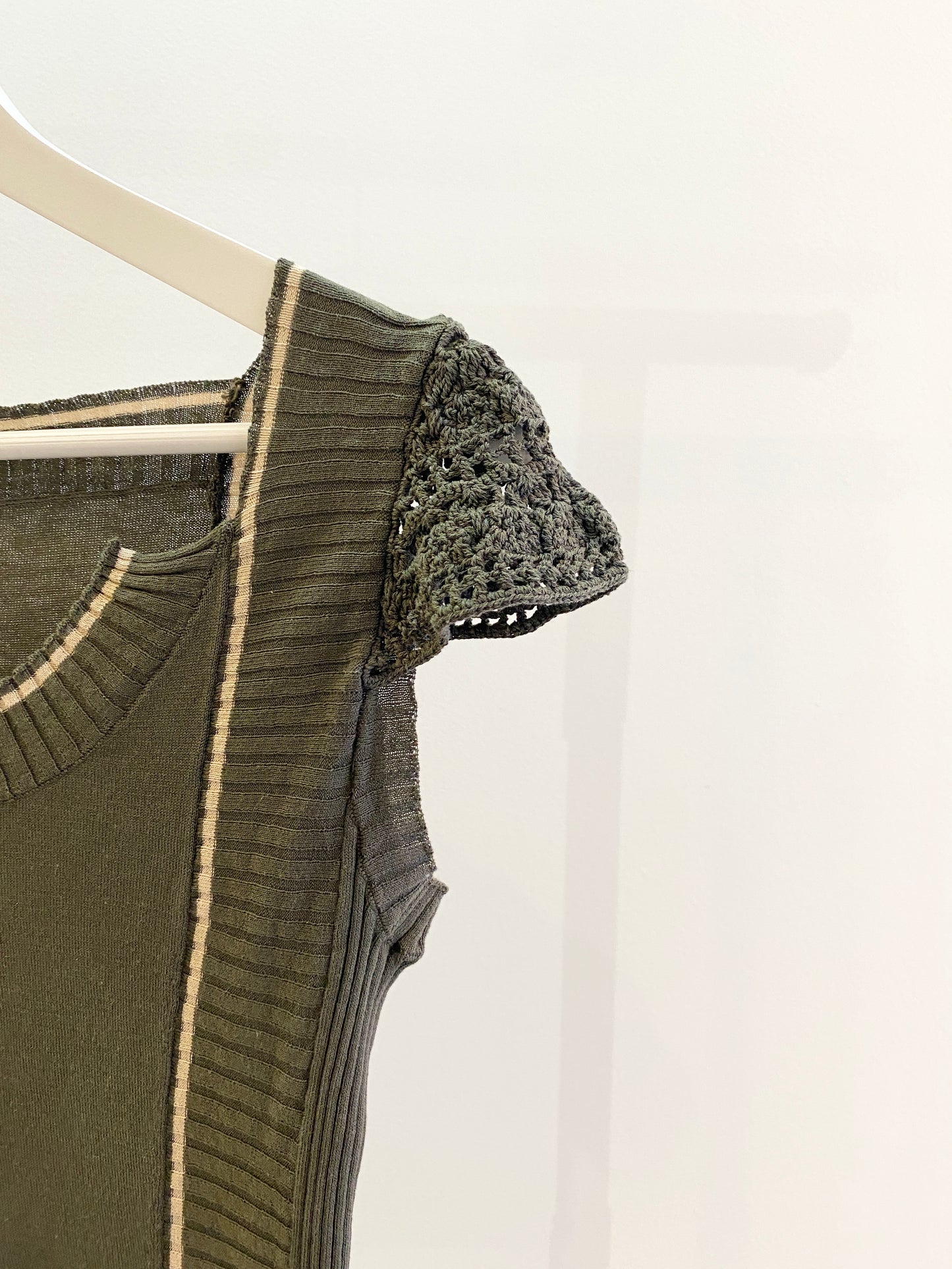 Treasure, Japanese designer knit top