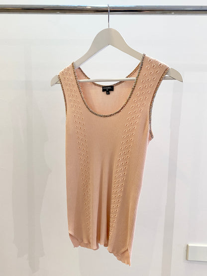 Treasure, Chanel tank