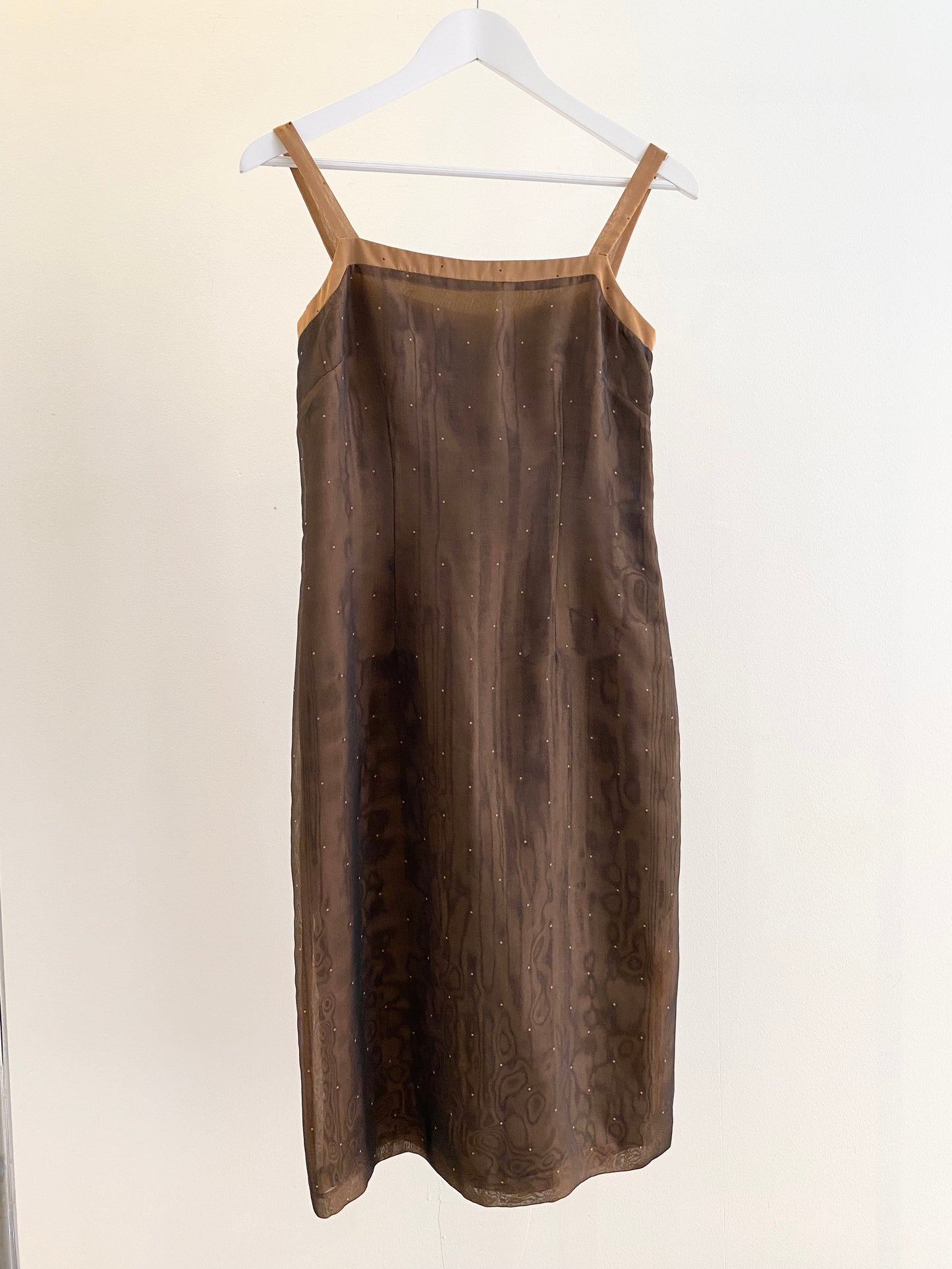 Treasure, brown 90's dress