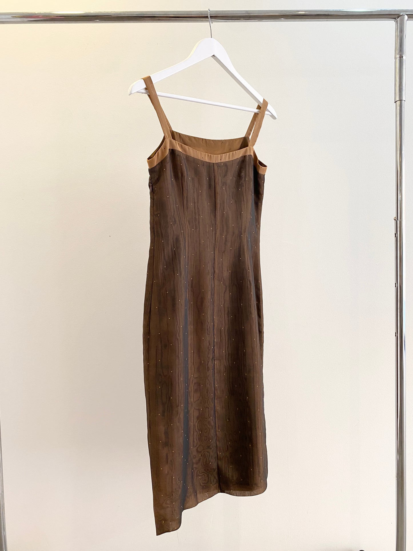 Treasure, brown 90's dress