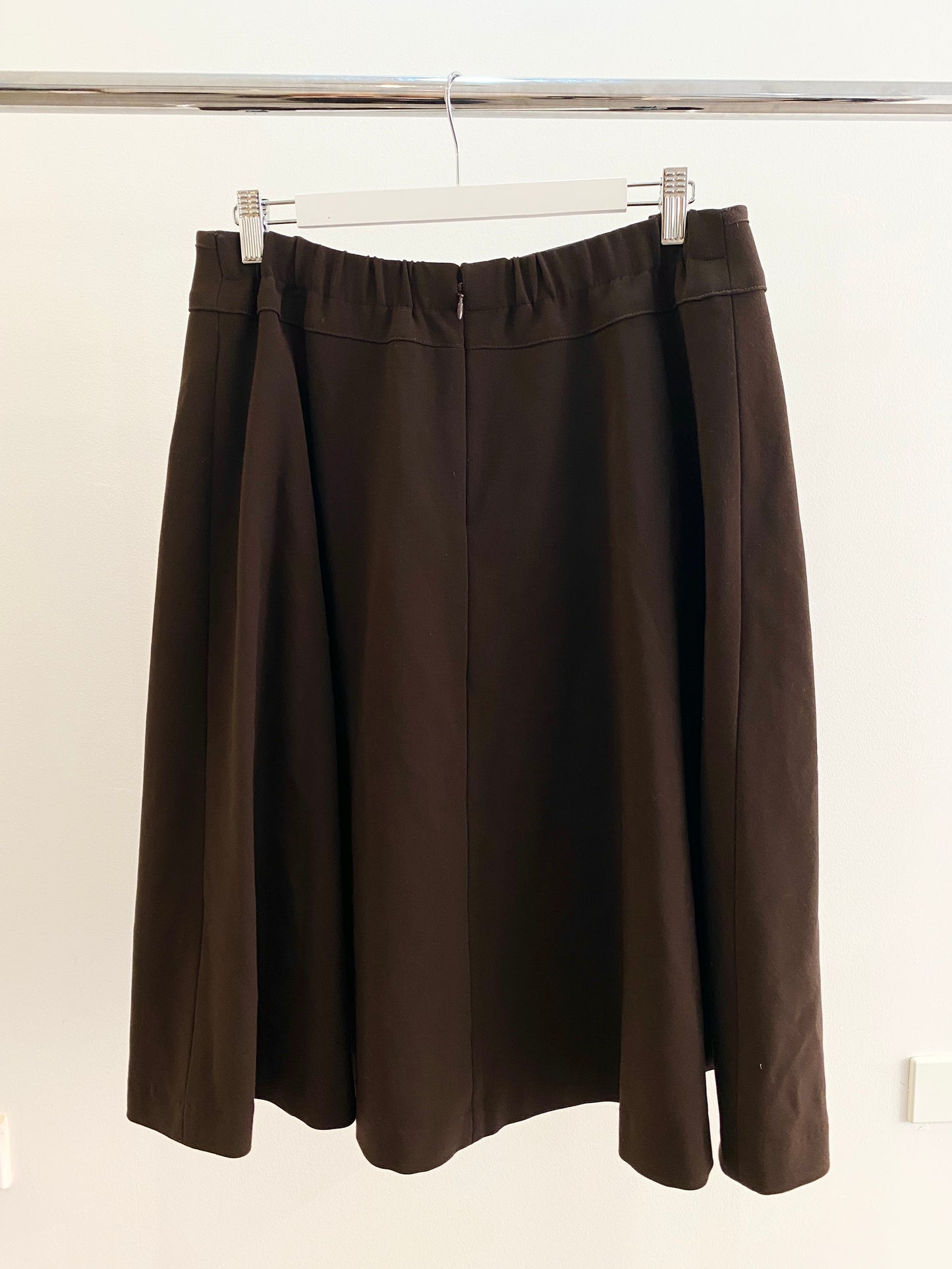 Treasure, Hiroko Bis skirt
