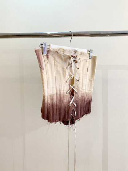 Chelsea Farquhar, Corset