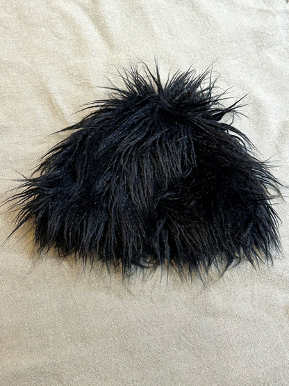 Clyde, Black faux yak