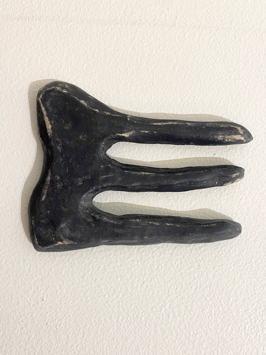 Three prong (dark), 2026