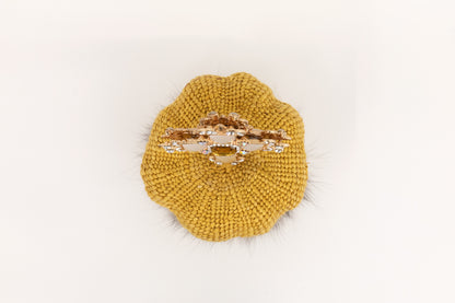 Ming Ranginui, crown under