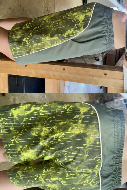 paria /FARZANEH, PF Farsi script print shorts